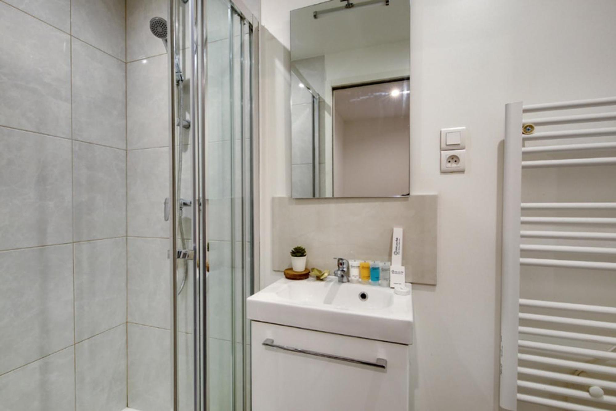 250 Suite Sainte - Superb Apartment In Paryż Zewnętrze zdjęcie